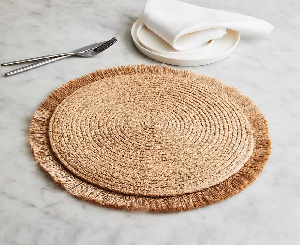 Jute Fringed Round Placemat