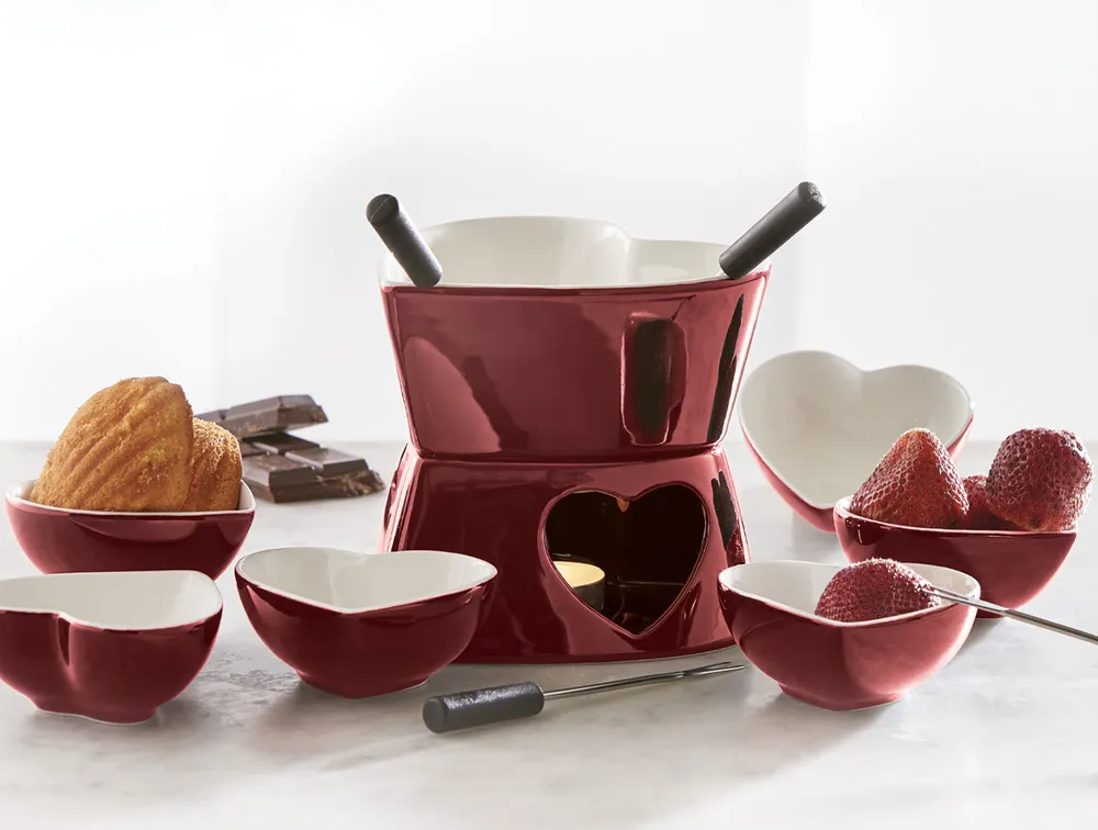 Amore Heart-Shaped Fondue Set, 15 Pieces