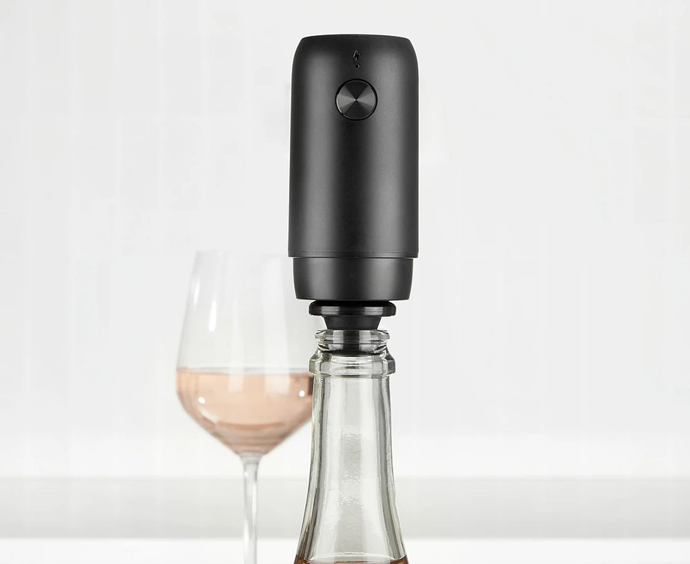 Monsieur Bar Electric Vacuum Pump and Stoppers for Wine