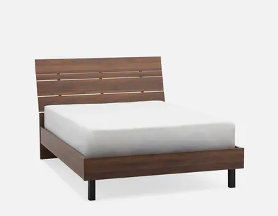 TYE queen bed