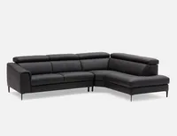 SULI right-facing sectional sofa with adjustable headrests