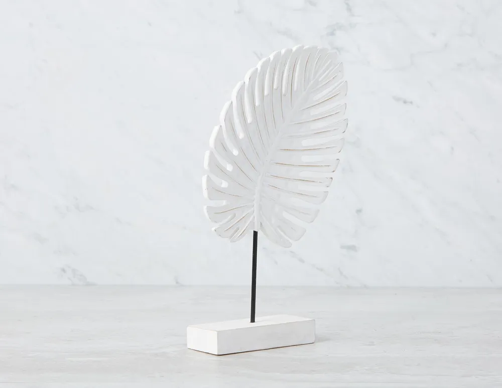 ARECA leaf sculpture 30 cm