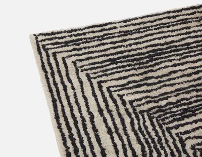 MYLES woven cotton rug 183 cm x 274 cm