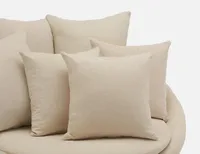 COZY round-shaped loveseat