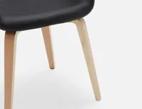 YAN dining chair