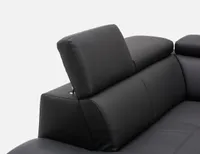 SULI right-facing sectional sofa with adjustable headrests