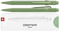 Stylo bille Caran d'Ache, série 849 Claim Your Style Ltd Edt IV Vert Argile