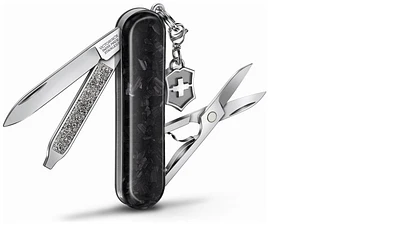 Couteau Victorinox, série Classic SD Brilliant Collection Carbon