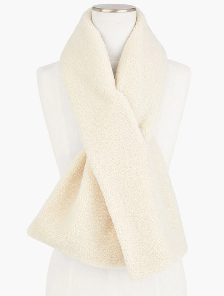 Sherpa Pull-Through Scarf