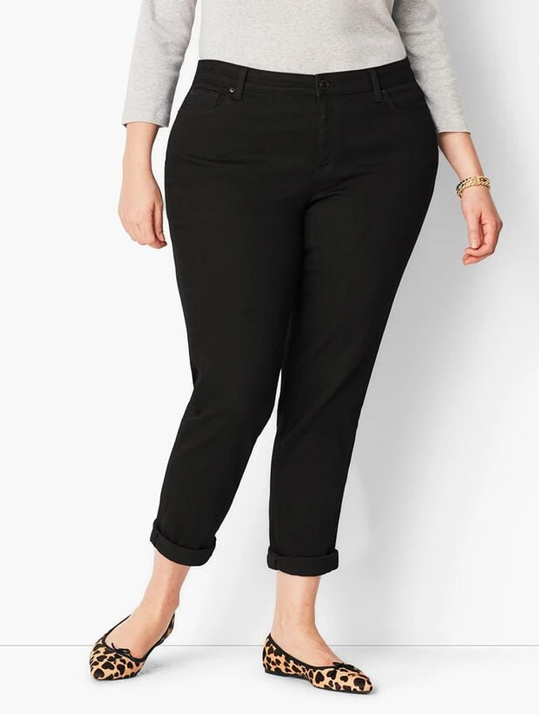 Plus Girlfriend Jeans - Black Curvy Fit