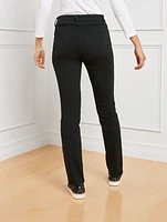 High-Waist Straight-Leg Jeans - Black Curvy Fit