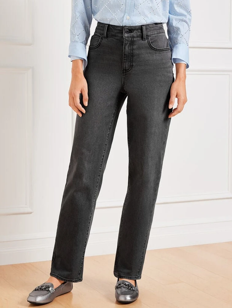 High Waist Relaxed Jeans