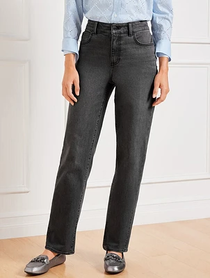 High Waist Relaxed Jeans