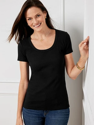 Ribbed Scoop Neck Tee