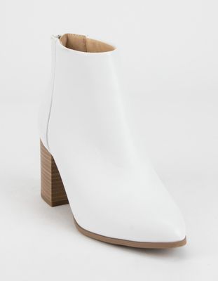 DELICIOUS Clean Stacked White Booties