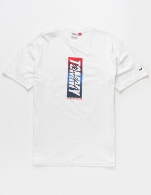 TOMMY JEANS Vertical Front Logo T-Shirt