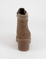 SODA Knit Lug Boots