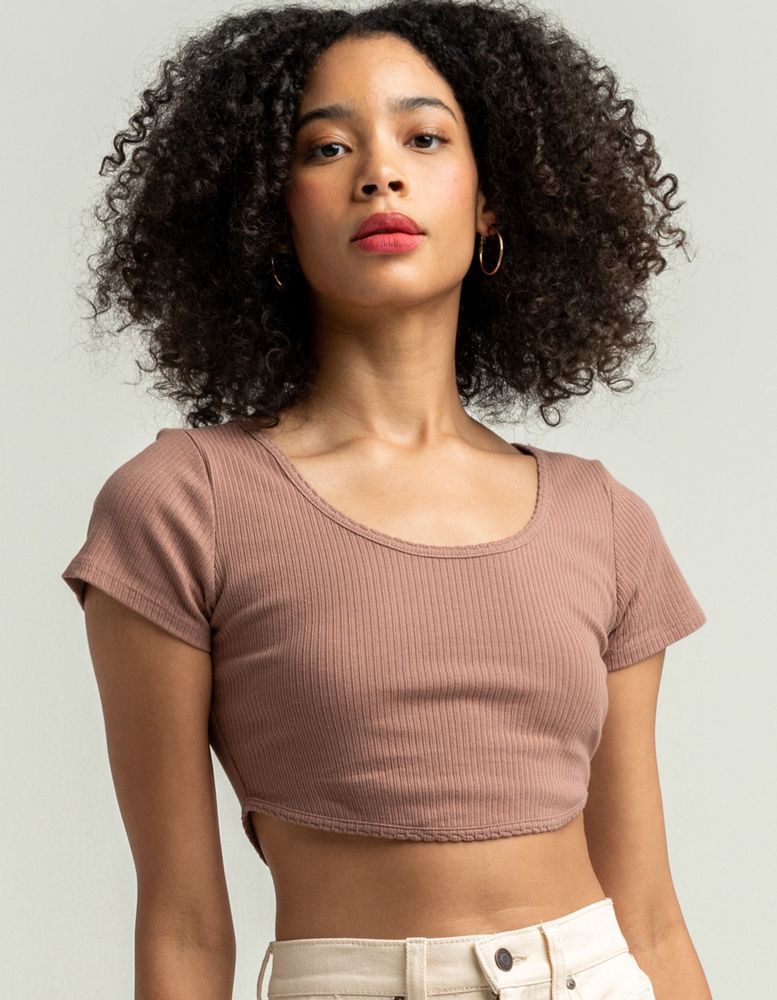 HEART & HIPS Scoop Neck Chocolate Crop Tee