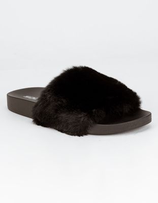 SODA Oversized Faux Fur Black Slide Sandals