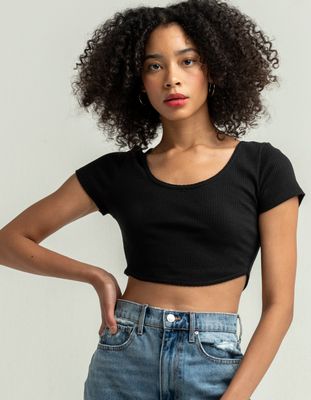 HEART & HIPS Scoop Neck Black Crop Tee