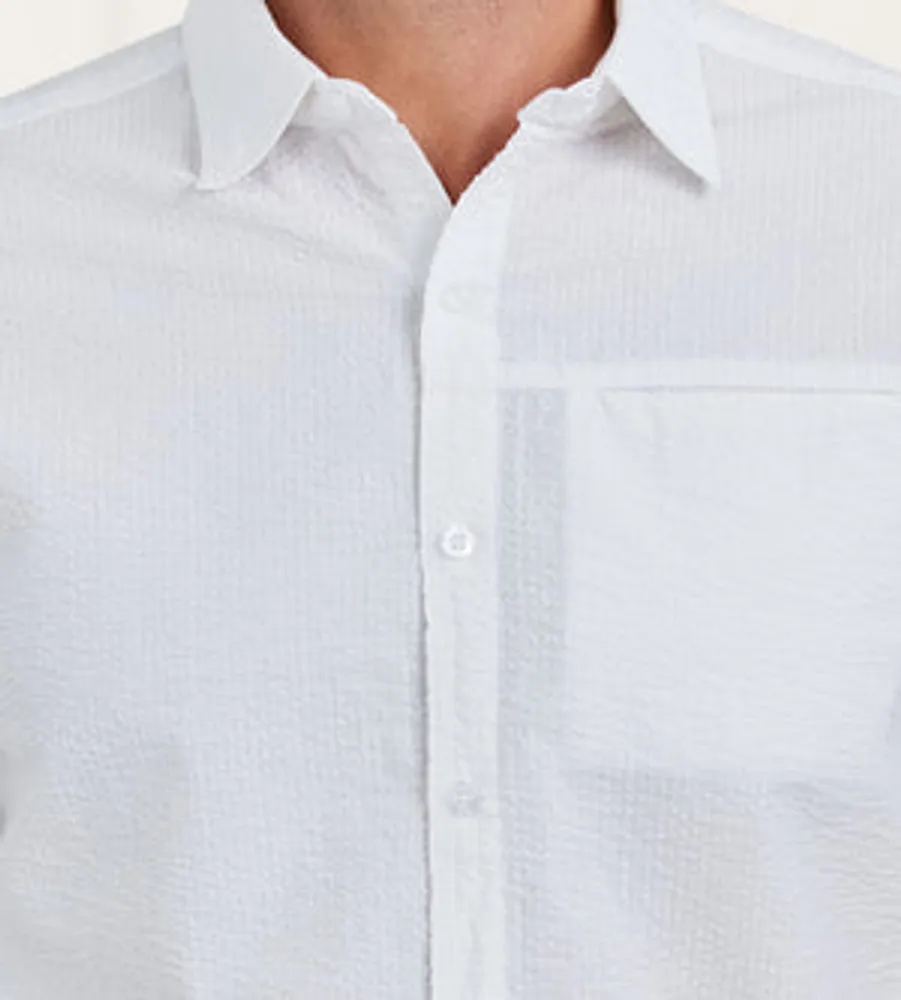 Modern Fit Short Sleeve Seersucker Sport Shirt