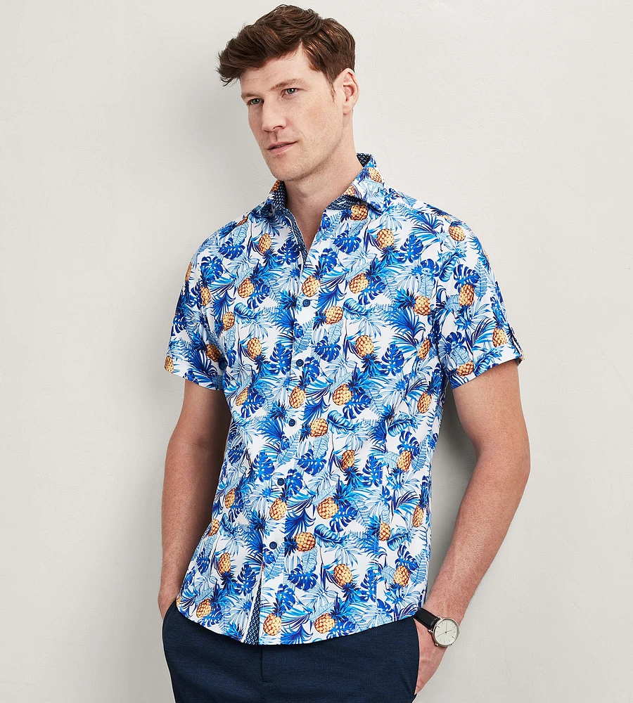 Modern Fit Short Sleeve Tropical Pattern Sport Shirt