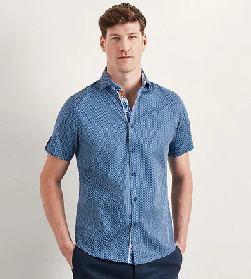 Modern Fit Short Sleeve Geo Pattern Sport Shirt