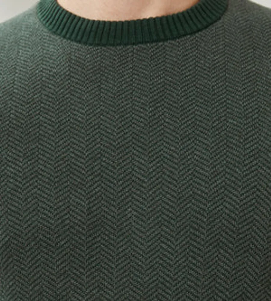 Modern Fit Long Sleeve Crew Neck Herringbone Sweater