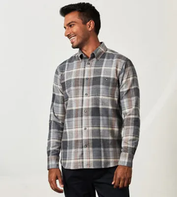 Modern Fit Long Sleeve Soft Touch Plaid Flannel Sport Shirt