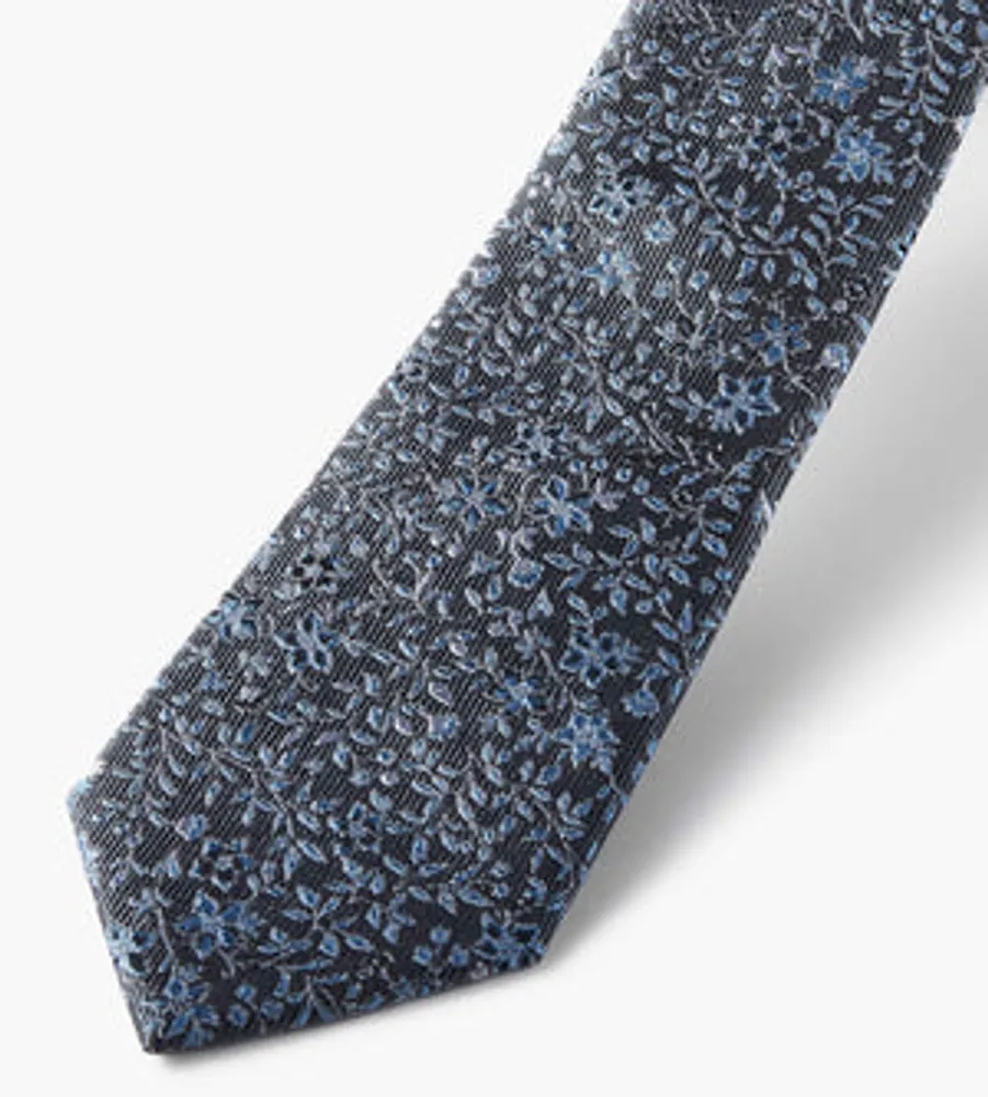 Ditsy Floral Tie