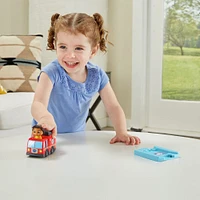 VTech CoComelon Go! Go! Smart Wheels Nina's Fire Truck and Track - English Edition