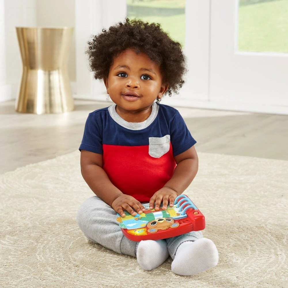 VTech Bear's Dress and Discover Book - English Edition