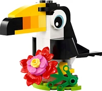 LEGO Creator 3 in 1 Tropical Toucan - Transforms from Toucan to Fish to Penguin - Travel Toy for Kids - 30688