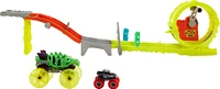 Hot Wheels Monster Trucks Power Smashers Race & Chase Challenge with Oversized Skelesaurus, 1:64 Scale Bone Shaker & 2 Crushed Cars