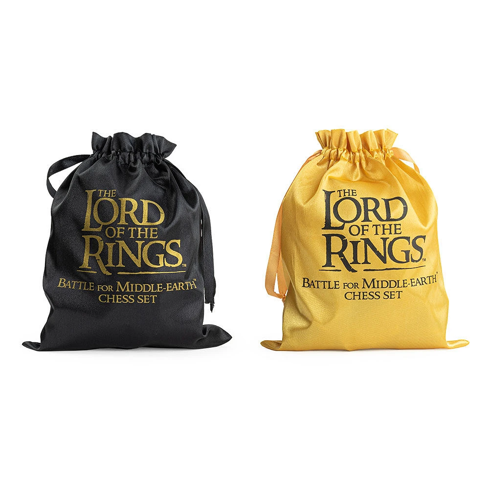 The Noble Collection Lord Of The Rings Chess Set: Battle For Middle-Earth - English Edition