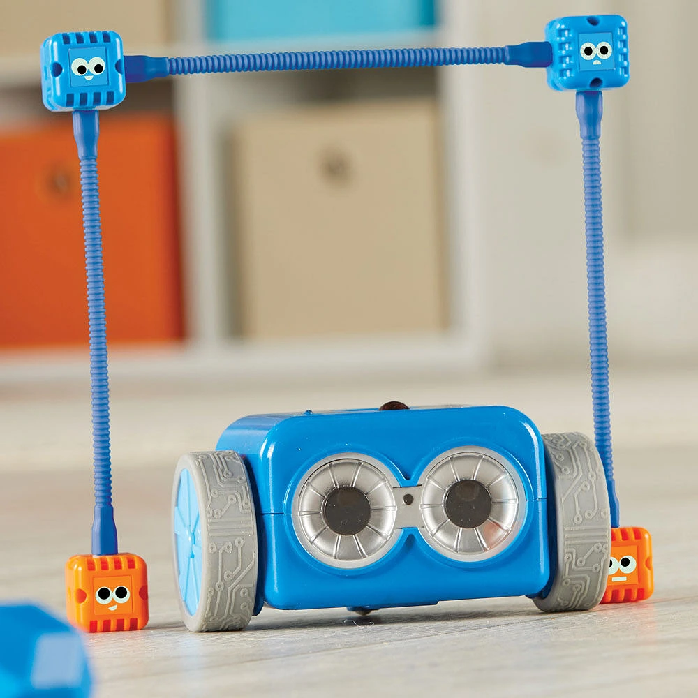 Learning Resources Botley 2.0 The Coding Robot Activity Set - English Edition