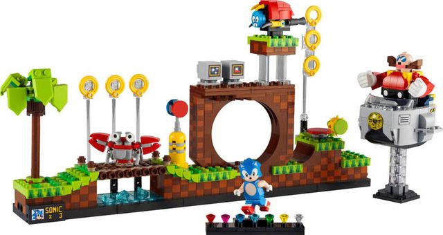 LEGO 76990 Sonic the Hedgehog Sonic's Speed Challenge Building Set, 292 pc  - Dillons Food Stores