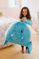 Soft Landing   Luxe Lounger Coussin Personnage Éléphant