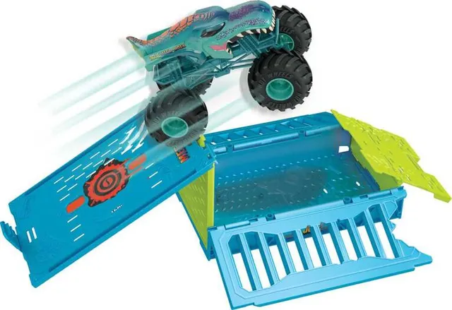 Hot Wheels Monster Trucks Toys, Wreckin' Raceway Playset with Monster  Trucks Bigfoot & Gunkster, Convenient Storage, Gift for Kids​​, HGV12