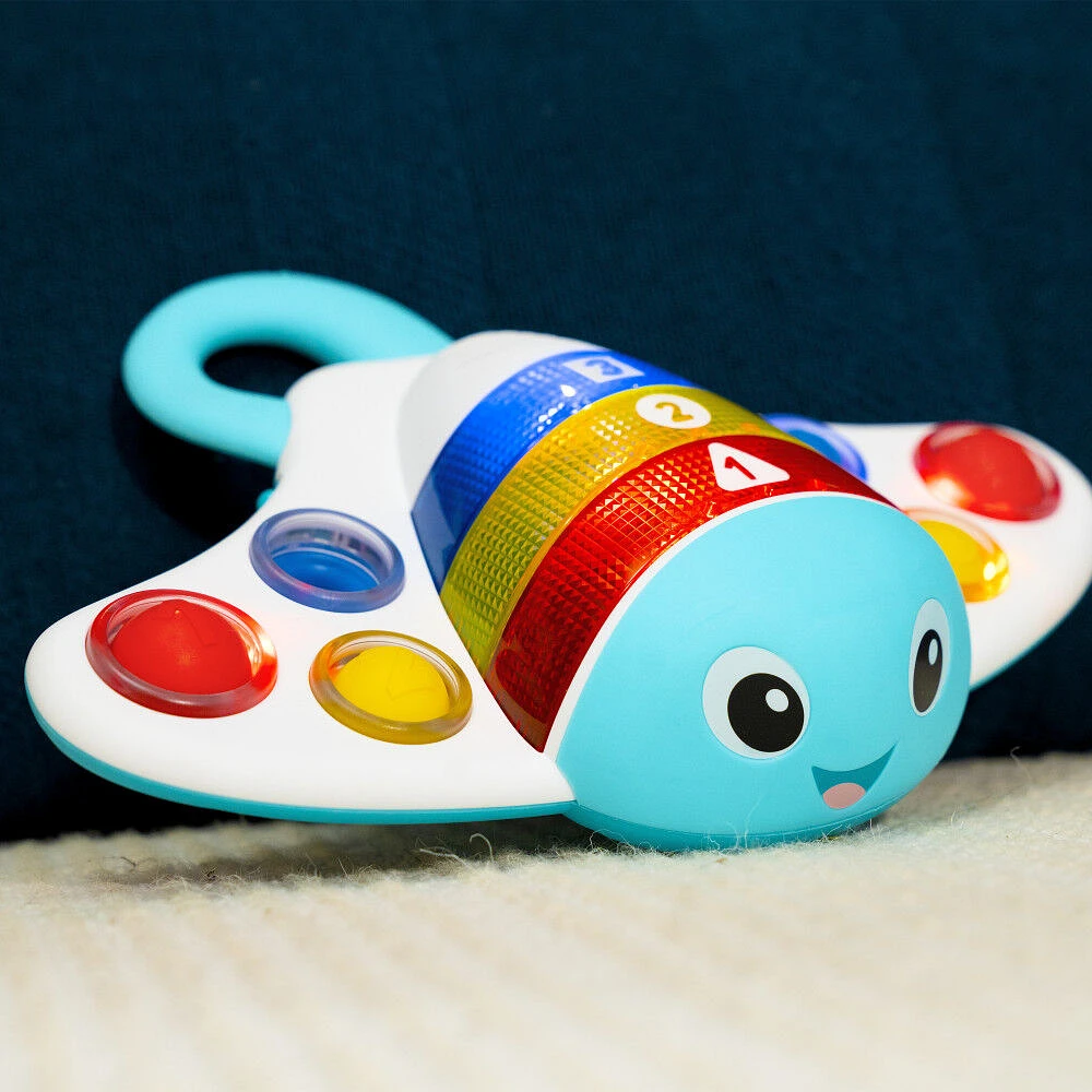 Baby Einstein Ocean Explorer - Pop and Explore Stingray Popper Toy