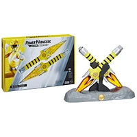 Power Rangers Lightning Collection Mighty Morphin Yellow Ranger Power Daggers Premium Roleplay Collectible