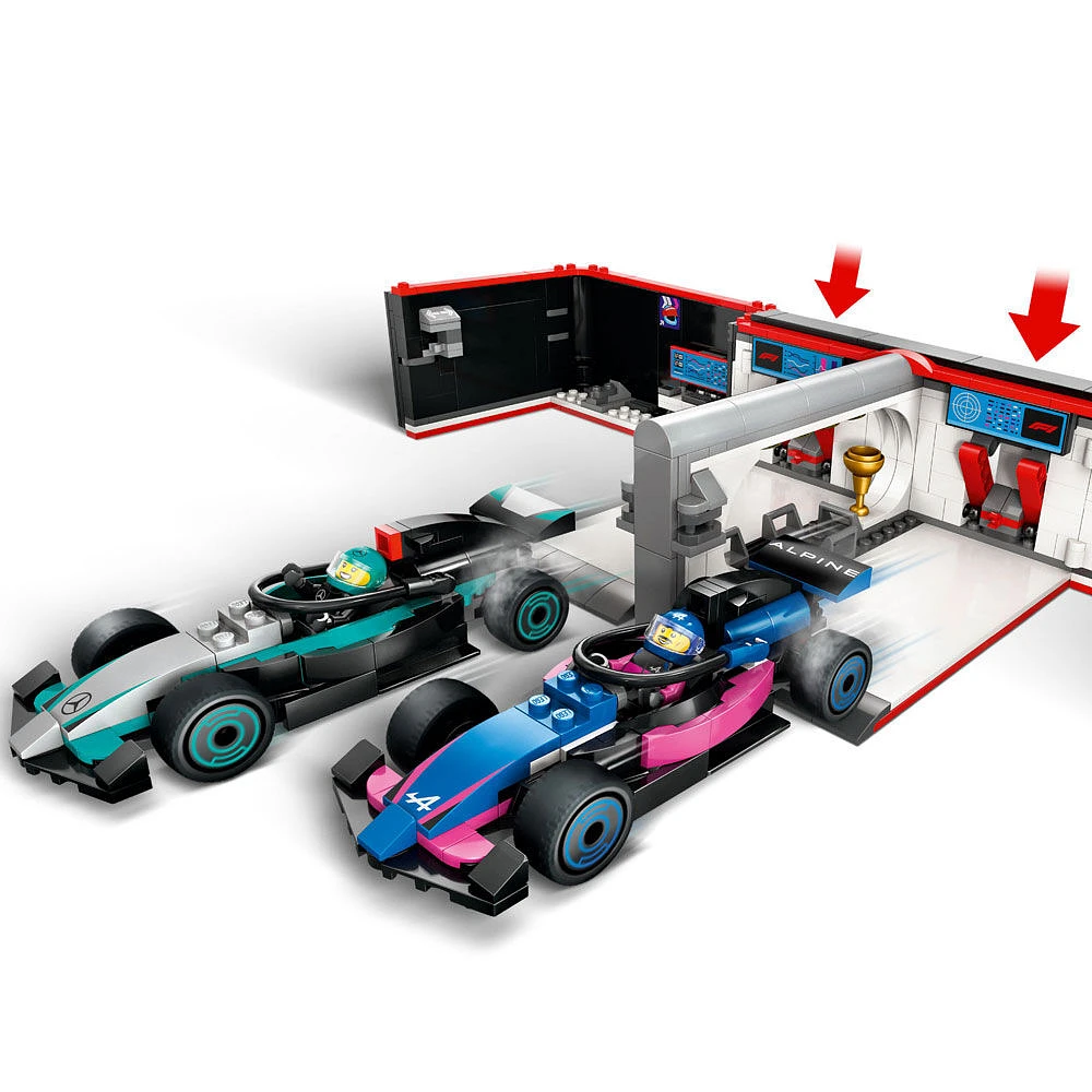 LEGO City Le garage de F1 et les voitures Mercedes-AMG et Alpine, ensemble de jeu avec 2 voitures de course 60444