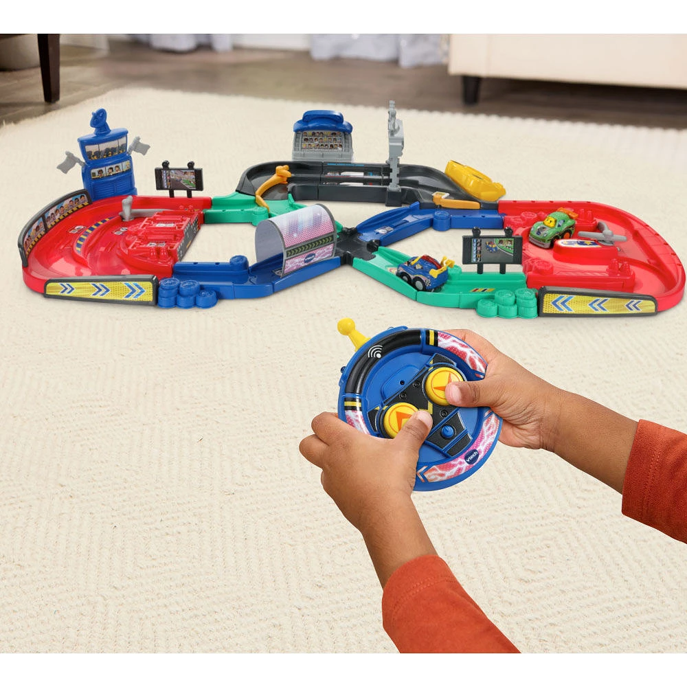 VTech Go! Go! Smart Wheels Checkered Flag Motorized Track Set - TRU Exclusive - English Edition