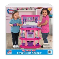 American Plastic Toys - Sweet Treat Kitchen Centre