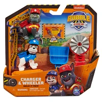 Rubble and Crew, Coffret de figurines articulées Charger et Wheeler, avec 85,05 g de sable Kinetic Build-It Sand et 2 jouets de construction portables