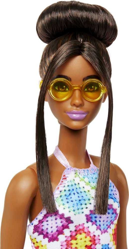 Barbie-Barbie Fashionistas 210-Poupée bun et robe crochet dos nu