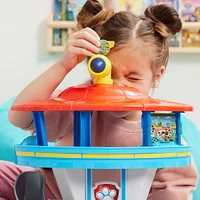 PAW Patrol, Lookout Tower Playset avec lance-véhicule, 2 figurines articulées Chase, voiture de police et accessoires