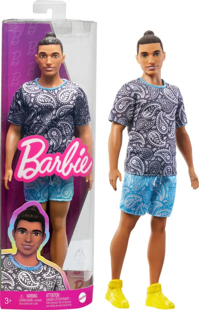 Barbie Clothes, Deluxe Bag with School Outfit and Themed Accessories