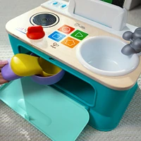 Jouet cuisine Magic Touch Kitchen de Baby Einstein