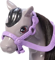 Barbie  Chelsea  Coffret  Poupée et poney, casque, genoux pliables